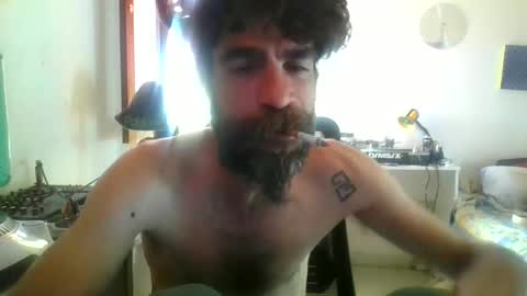 Snapshot of smile3555 chatting on February 25, 8:46 am willy online show from February 25, 8:46 am