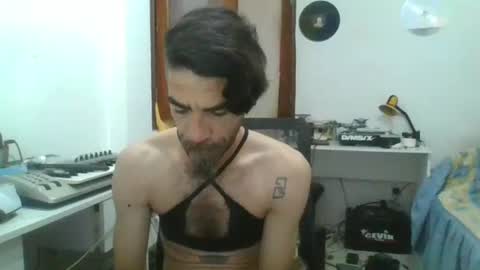 Snapshot of smile3555 chatting on March 30, 5:08 am willy online show from March 30, 5:08 am