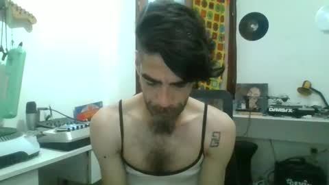 Snapshot of smile3555 chatting on April 1, 5:08 am willy online show from April 1, 5:08 am