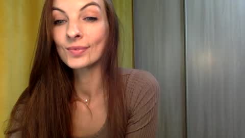 Snapshot of smiling_lexa chatting on May 26, 6:37 pm smiling_lexa online show from May 26, 6:37 pm