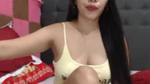 Snapshot of smilingbutt chatting on June 26, 1:15 pm smilingbutt online show from June 26, 1:15 pm