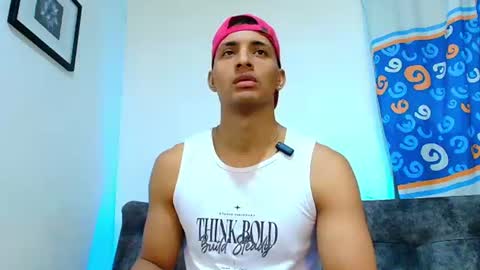 Snapshot of smith_fitness chatting on June 19, 12:53 pm Smith Fitness online show from June 19, 12:53 pm