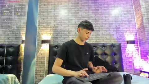 Smith online show from May 19, 7:42 pm