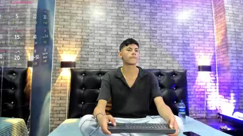 Smith online show from May 25, 7:09 pm