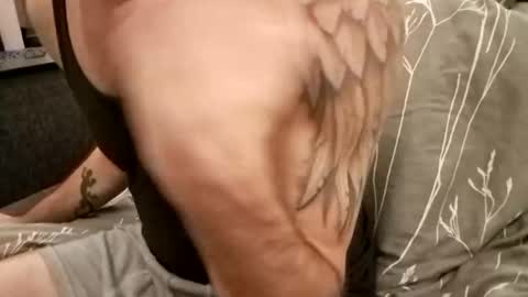 Snapshot of smokeandwatching chatting on September 23, 10:46 pm Smokeandwatching online show from September 23, 10:46 pm