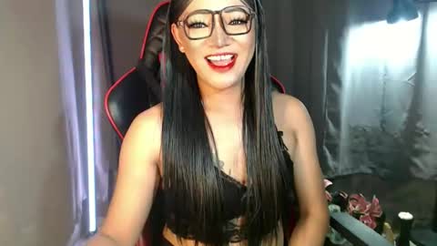 Amanda online show from December 22, 7:33 pm