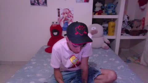 Snapshot of smoker00teddybear chatting on January 4, 6:52 am teddy online show from January 4, 6:52 am