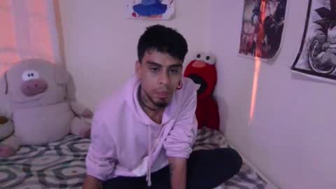 Snapshot of smoker00teddybear chatting on February 22, 10:07 am teddy online show from February 22, 10:07 am