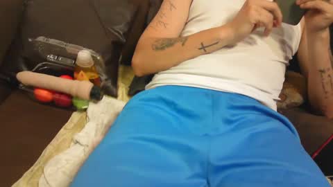 Snapshot of smoky_dirty09 chatting on September 9, 7:08 am moi online show from September 9, 7:08 am