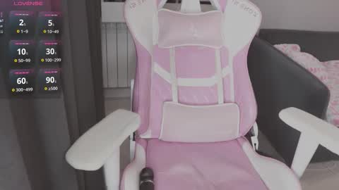 Kira  online show from December 21, 11:34 pm