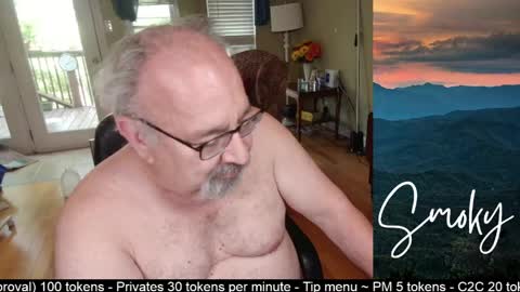 smokymountanman online show from May 16, 7:34 pm