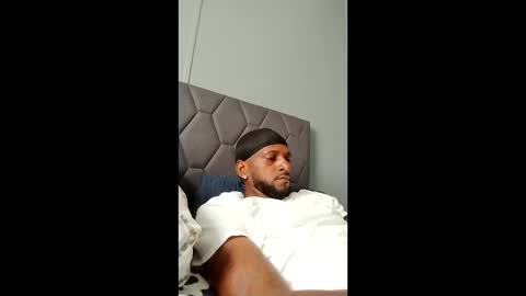 Snapshot of smooth_groove666370 chatting on February 26, 6:51 pm smooth_groove666370 online show from February 26, 6:51 pm