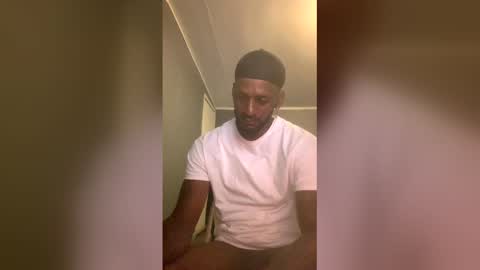 Snapshot of smooth_groove666370 chatting on March 3, 3:12 am smooth_groove666370 online show from March 3, 3:12 am