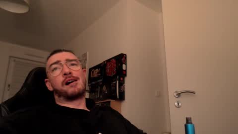 AllDayIDream online show from January 17, 10:23 pm