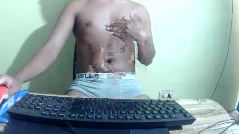 Snapshot of smoothie_guy chatting on February 15, 7:51 am smoothie_guy online show from February 15, 7:51 am