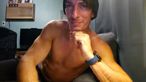 Snackyyyy online show from February 2, 12:42 am