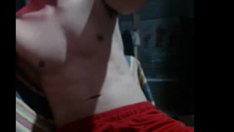 Snapshot of snakeguy08 chatting on March 3, 1:01 am snakeguy08 online show from March 3, 1:01 am