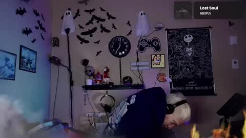 Viiscount  Snarfle Von Snarfenberg online show from December 2, 11:56 am