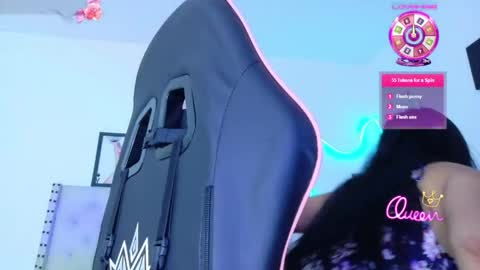 Hellen  online show from March 31, 9:15 pm