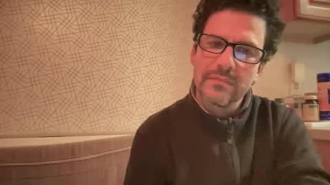 Snapshot of snfrisco76 chatting on February 19, 8:43 am snfrisco76 online show from February 19, 8:43 am