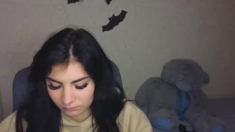 Olivia online show from October 25, 3:51 pm