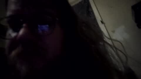 sniffyourstank online show from August 4, 7:22 am