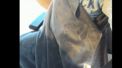 Snapshot of snip1977 chatting on November 3, 8:37 am snip1977 online show from November 3, 8:37 am