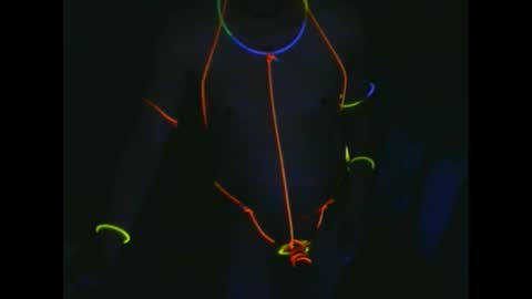 Snapshot of snizniz chatting on December 16, 11:44 am snizniz online show from December 16, 11:44 am