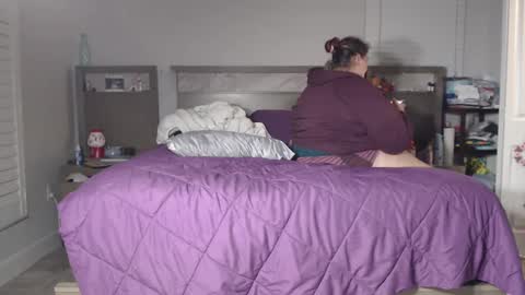 Snapshot of snoqueen954321 chatting on January 21, 12:04 am Snoqueen online show from January 21, 12:04 am