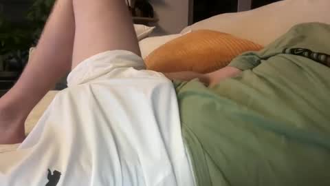 Snapshot of snow451988 chatting on February 1, 8:29 pm snow online show from February 1, 8:29 pm