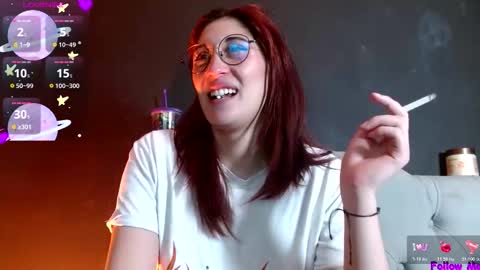 IG     OF red moonn online show from February 28, 5:08 am