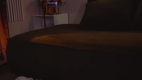 Ellie online show from May 30, 5:59 am