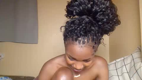 Snowie eyes online show from February 25, 12:59 pm