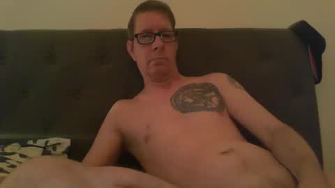 snub71 online show from April 18, 8:29 am