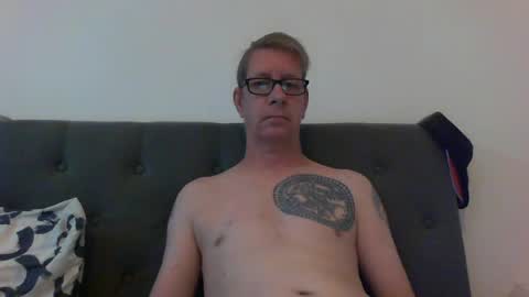Snapshot of snub71 chatting on July 16, 10:21 am snub71 online show from July 16, 10:21 am