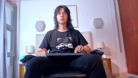 Sommer online show from March 3, 2:01 pm