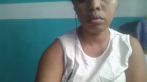 soayh89 online show from June 10, 11:42 am