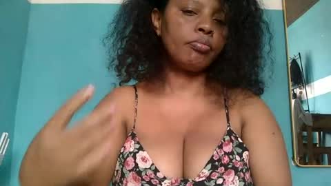 soayh89 online show from August 1, 10:58 am