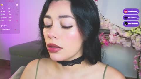 IG Soffimoon   I THANK YOU FOR LEAVING YOUR FOLLOW online show from September 17, 2:13 am