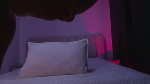 Sofia online show from December 2, 11:59 am