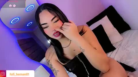 Snapshot of sofi_hdzz chatting on May 9, 10:48 pm sofi_hdzz online show from May 9, 10:48 pm