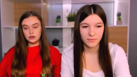 sofi_lonely online show from February 27, 9:09 am