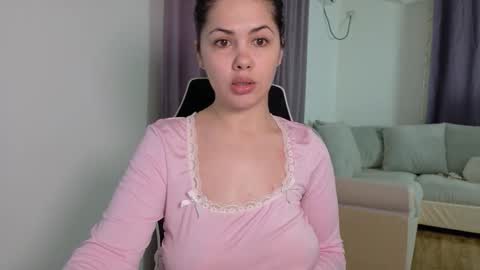 Snapshot of sofi_moon26 chatting on March 1, 9:06 pm sofi moon26 online show from March 1, 9:06 pm