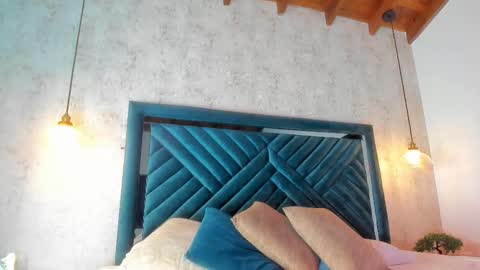 Sofi online show from February 21, 11:22 am