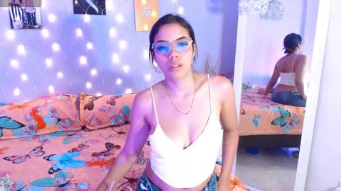 Snapshot of sofi_smith02 chatting on December 17, 8:21 pm sofi smith online show from December 17, 8:21 pm