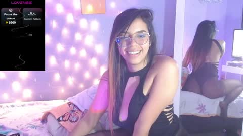 Snapshot of sofi_smith02 chatting on December 21, 10:40 pm sofi smith online show from December 21, 10:40 pm