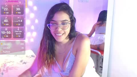 Snapshot of sofi_smith02 chatting on January 2, 10:44 pm sofi smith online show from January 2, 10:44 pm