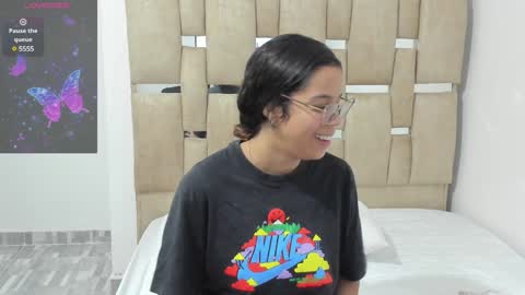 Snapshot of sofi_smith02 chatting on January 16, 8:03 pm sofi smith online show from January 16, 8:03 pm