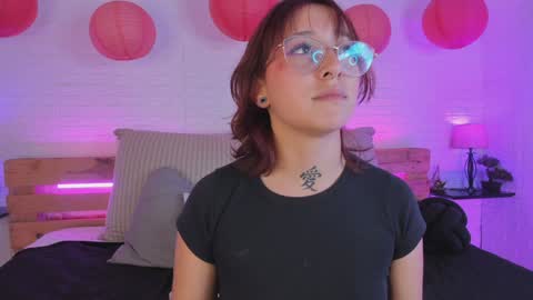 sofi_sp online show from February 5, 5:53 pm