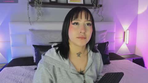 Snapshot of sofi_sp chatting on February 7, 11:47 am sofi_sp online show from February 7, 11:47 am